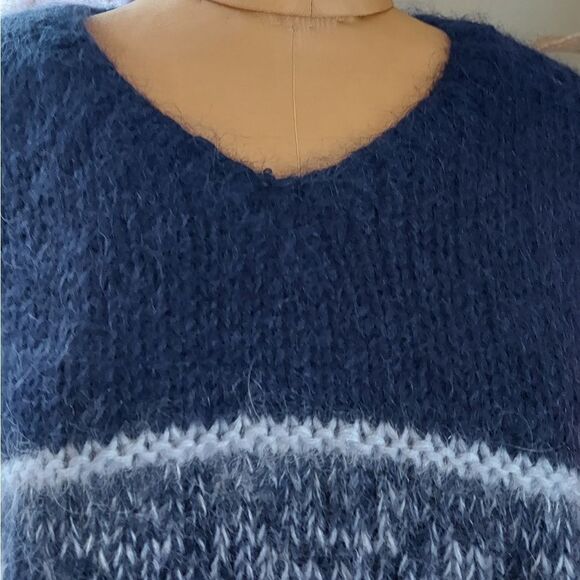 Beautiful Knit Sweater Handmade Knit NORDSTROM Size see measurements - Picture 10 of 13